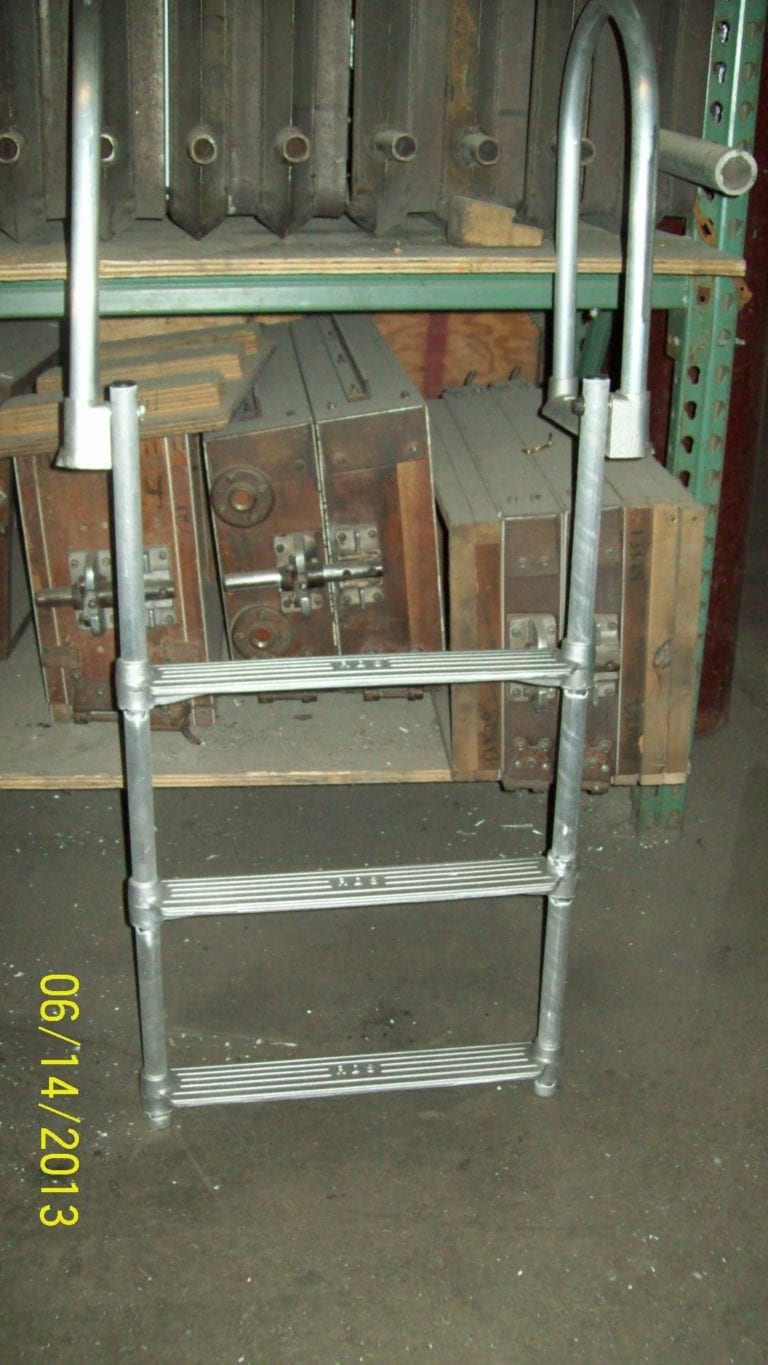 Flip Lodder 3 Step Flip Ladder – RDS Dock Hardware